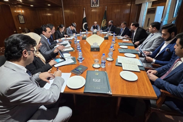 باكستان تسعى للوصول إلى آسيا الوسطى عبر الصين