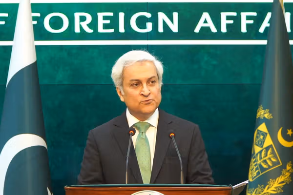 Pakistan Downplays Taliban’s New 8,000-Strong Border Force