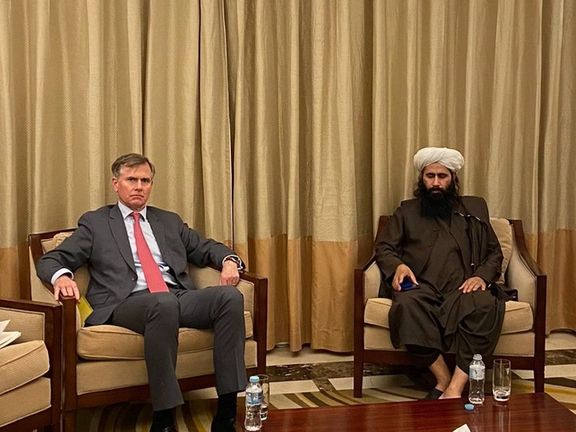 کاردار سفارت بریتانیا: طالبان با ممنوعیت کار زنان با جان مردم افغانستان بازی میکنند