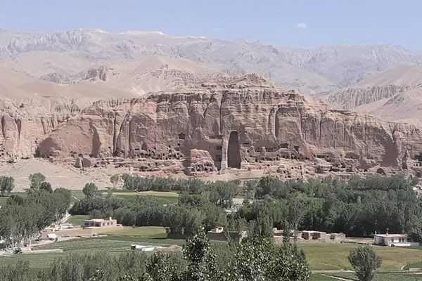 د یونېسکو مشرې طالب چارواکو سره د بامیان تاریخي اثارو د ساتنې او بیارغونې په اړه خبرې کړي