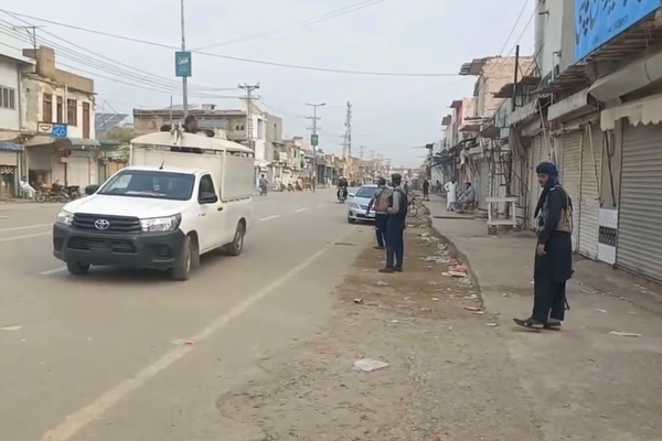 په ټانک ولسوالۍ کې پر یوې پوستې د موټربم برید امله ۳پولیس سرتېري وژل شوي او ۶ نور ټپیان دي
