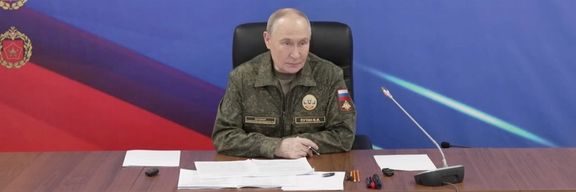 پوتین در لباس نظامی: اوکراین راهحل مسالمتآمیز نخواهد، روسیه به زور به اهداف خود میرسد