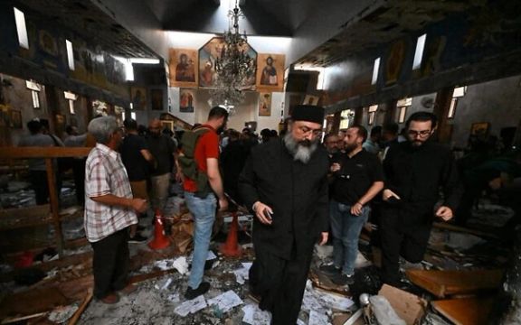 په دمشق کې د یوې کلیسا دننه د داعش د ځانمرګي برید له امله لږ تر لږه ۱۵ کسان وژل شوي