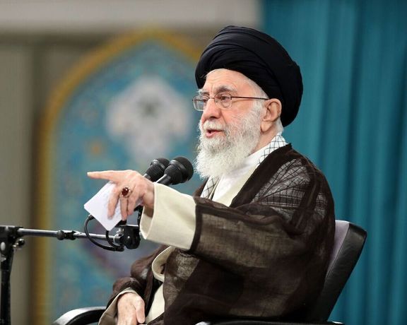 علي خامنهیي: باور نه لرم چې له امریکا سره به خبرې اترې کومې پایلې ته ورسیږي