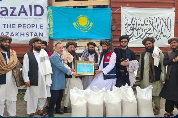 له ستنېدونکو افغانانو سره د قزاقستان د مرستو جوپه بلخ ته رسېدلې ده