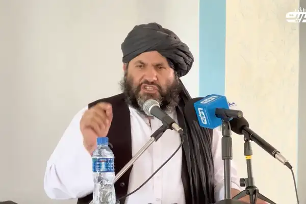 مقام طالبان مخالفان را به «عملیات انتحاری» تهدید کرد