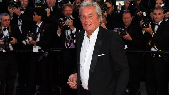 آلن دلون، هنرپیشه مشهور فرانسوی میخواهد به زندگی خود پایان ببخشد