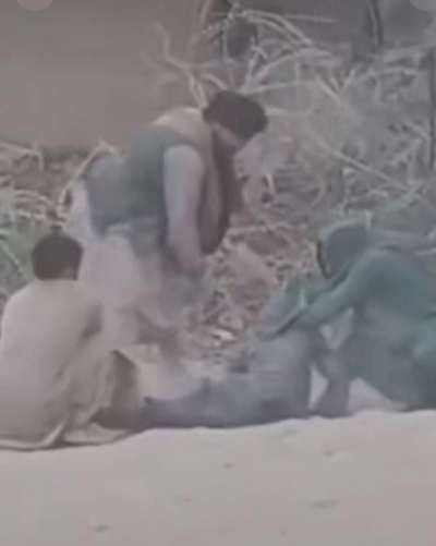په سپین بولدک ولسوالۍ کې د طالبانو لهخوا د ماشومانو د وهلو ویډیو غبرګونونه راپارولي