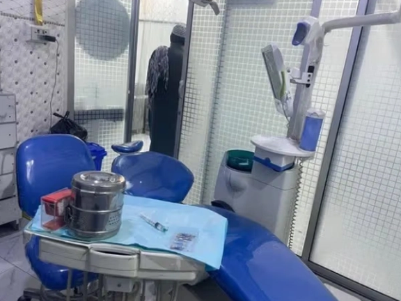 محتسبو «الأمر بالمعروف» يطالبون أطباء الأسنان الرجال في قندهار بعدم علاج النساء