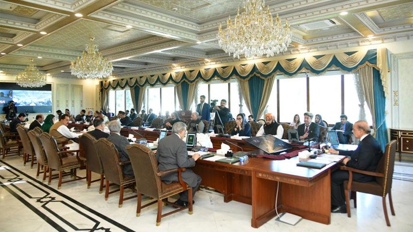 ایکسپرېس ټریبیون: د پاکستان کابینې له امریکا سره د امنیتي تړون لاسلیک تایید کړ