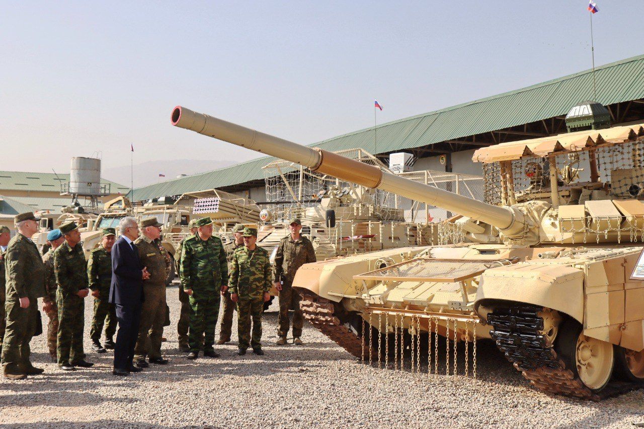 پیمان امنیت جمعی تجهیزات نظامی به تاجیکستان می‌دهد