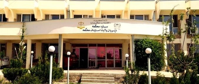 طالبان در پروان یک زن و یک مرد را در ملاء عام شلاق زد