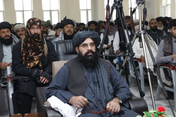 طالبان وايي له یو بل څخه د غچ اخیستلو له امله افغانستان د جګړو په لمبو کې وسوځېد