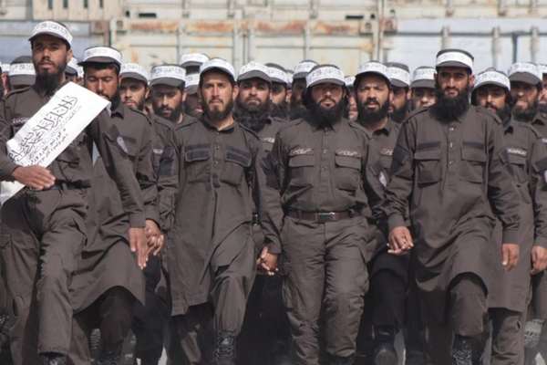 طالبانو د کابل د پولیسو ښوونیز او روزنیز مرکز څخه ۴۱۱ پولیس فارغ کړل