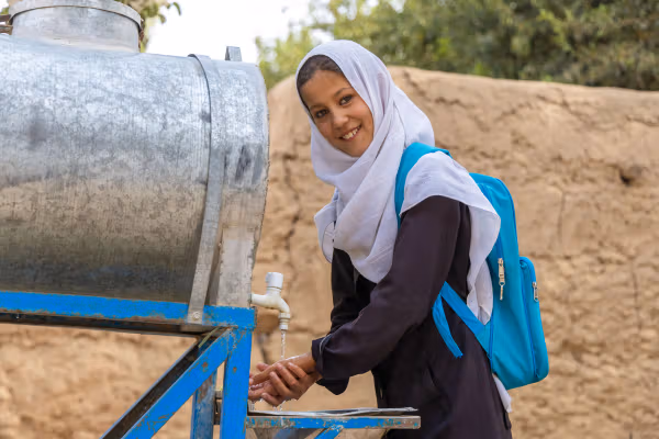 یونیسف: په افغانستان کې هر درېیم تن پاکې او خوندي اوبه نه شي ترلاسه کولی