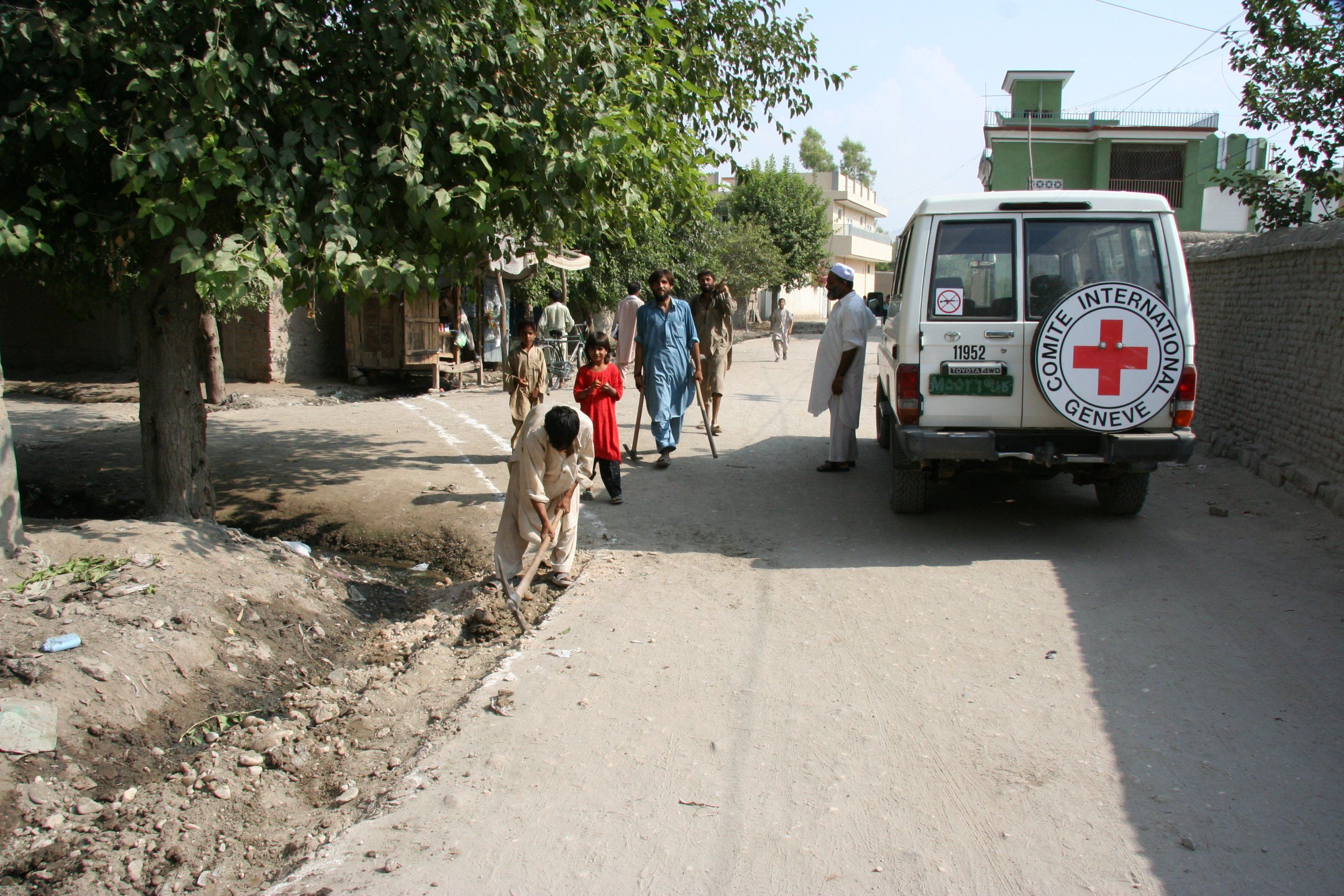 کمیته بین‌المللی صلیب سرخ از ادامه کارش در افغانستان خبر داد