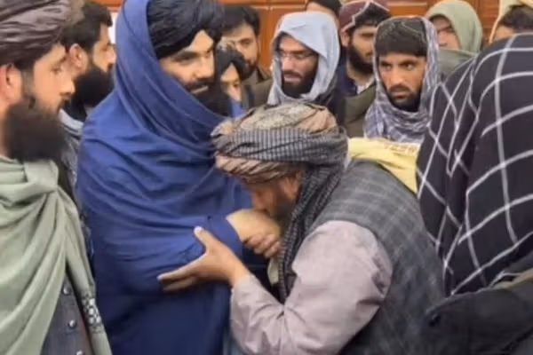 مناورات سراج الدين حقاني في قندهار