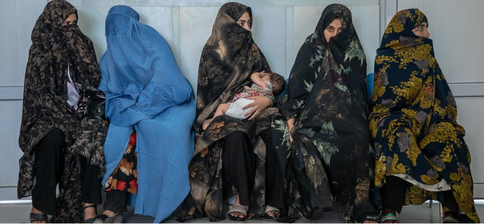 راپور؛ افغانستان کې د مېندوارۍ او زېږون پرمهال د مېندو د مړینې کچه لوړه شوې