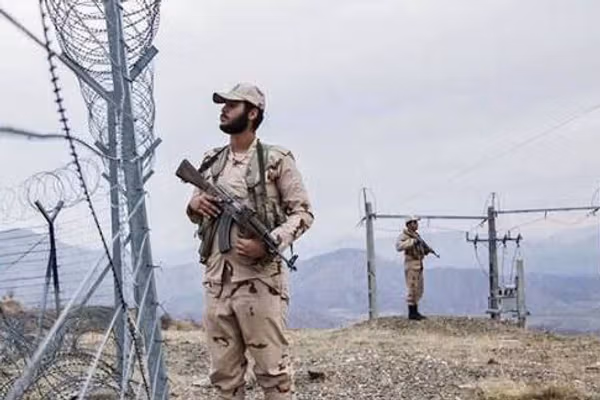 ایراني پوله ساتو ځواکونو د یوې نهه کسیزې افغان کورنۍ له ژغورلو خبر ورکړی