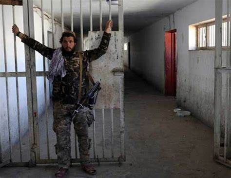 امریکا د طالبانو په زندان کې د دریو امریکايي بندیانو نومونه افشا کړل