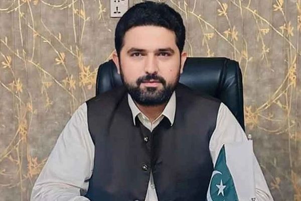 KP Chief Minister Urges Taliban To Halt Attacks As ‘Fellow Pashtuns & Neighbours’