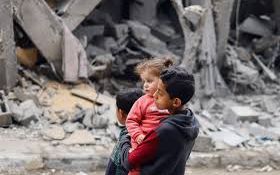 د غزې کړکېچ؛ په تېرو ۲۴ ساعتونو کې د غزې په تړانګه کې ۸۸ کسانو ته مرګ ژوبله اوښتې