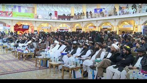 د طالبانو د اقتصاد وزارت مرستیال د "امام ابوحنیفه" نندارتون د پرانستې له مراسمو وتلی دی