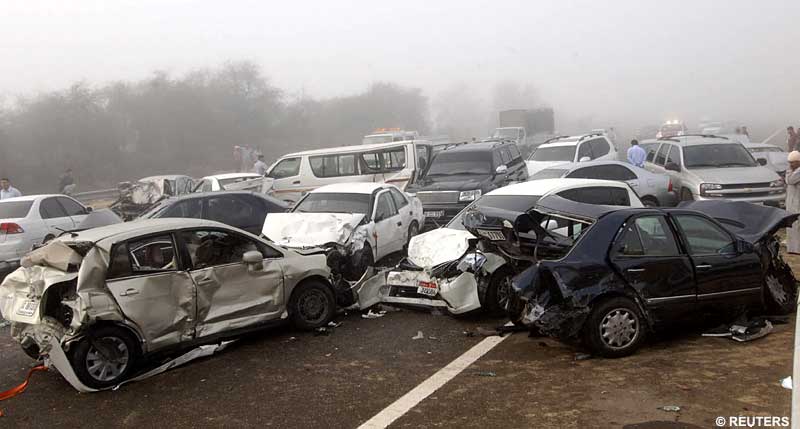 د ترافیکي پېښو د قربانیانو د یاد ورځ؛ د ترافیکي پېښو له امله هره دقیقه ۲ کسان مړه کېږي