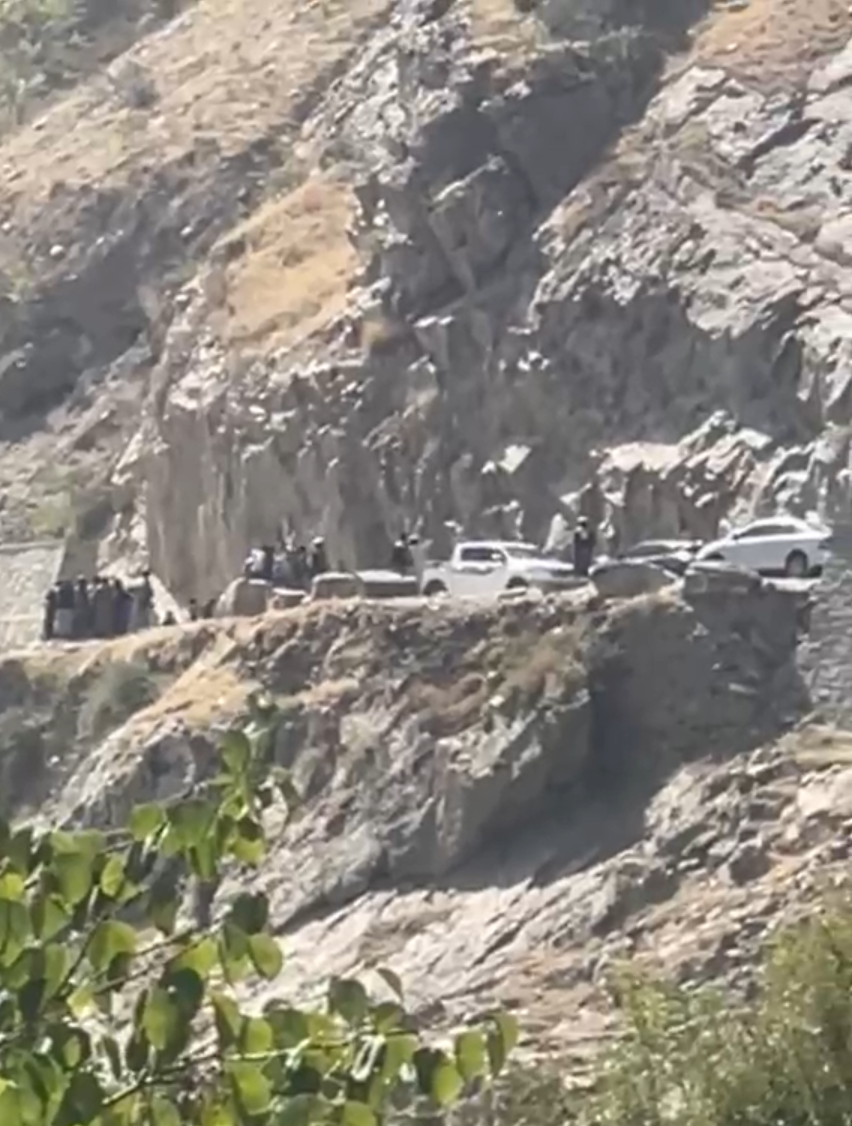 جبهه آزادی از کشتن سه طالب در فیض‌آباد خبر داد