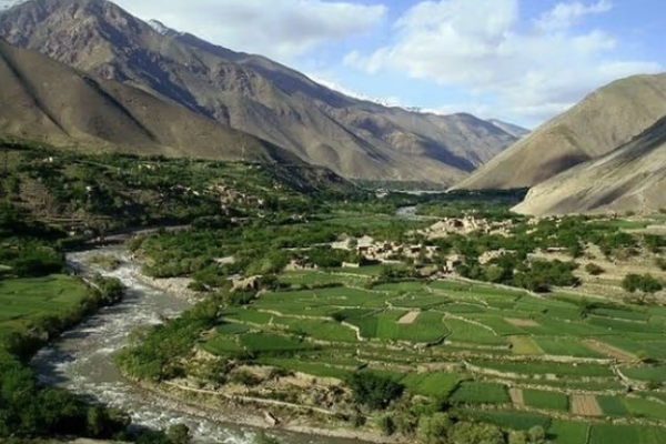 زلزال بقوة 5.8 درجات يهزّ عدة مناطق في أفغانستان