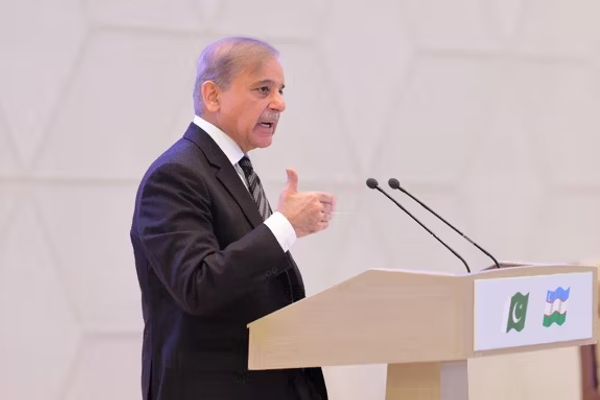 نخست وزیر پاکستان: طالبان به هیچ حرف ما گوش نداده است