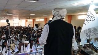 سراجالدین حقانی کلاه معاونت رهبری بر سر کرده است؟