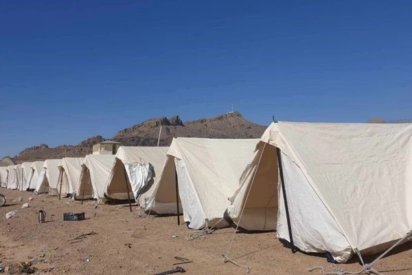 طفلان يفقدان حياتهما "جوعاً" في مخيم للمهاجرين بولاية قندهار