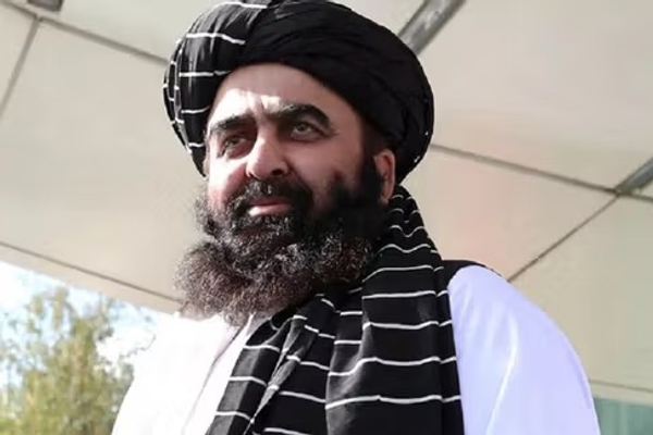 امیرخان متقي: افغانستان د چین په کوربهتوب له پاکستان سره په مذاکراتو کې روښانه دریځ لري