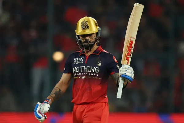 نمایش خیرهکننده ویرات کوهلی؛ پیروزی قاطع رویال چلنجرز بنگلور در شروع آیپیال ۲۰۲۶