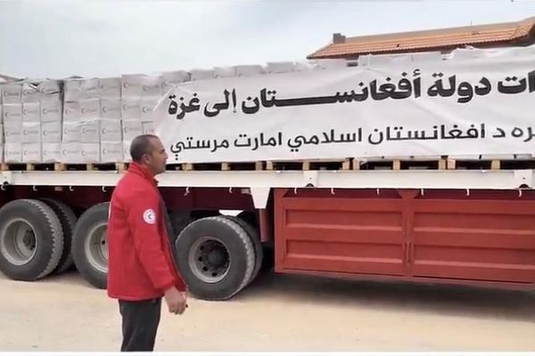 طالبانو غزې ته ۵۳۰ ټنه مرسته لېږلې