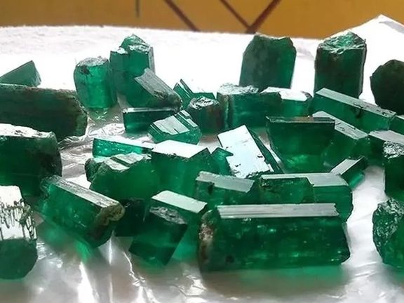 مقام محلی طالبان: تمام معادن زمرد، لاجورد و نقره پنجشیر استخراج میشود