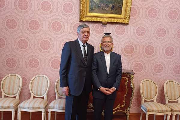 دیپلوماتهای ارشد ایران و روسیه درباره تحولات افغانستان گفتوگو کردند