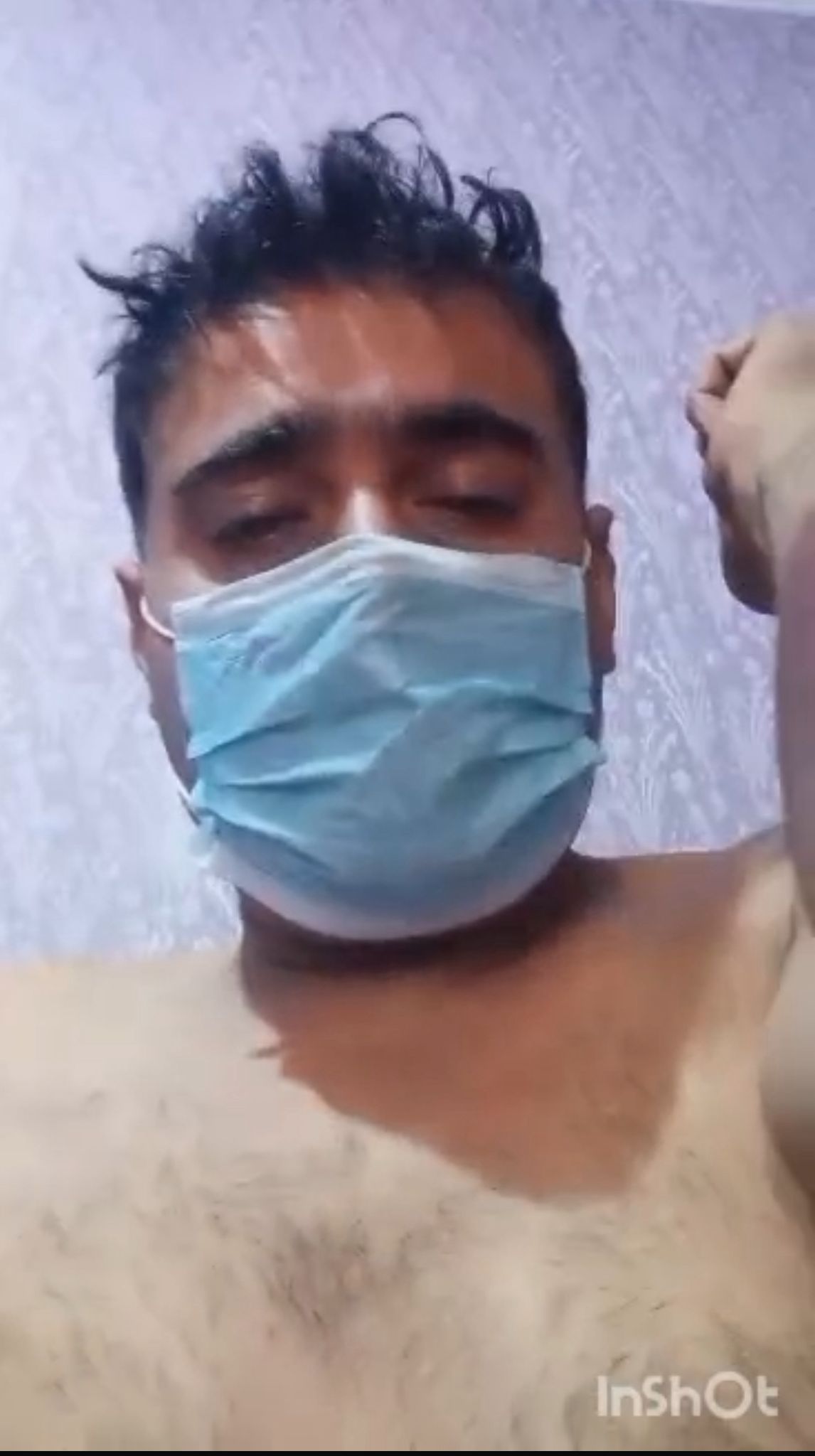 ماموران طالبان یک مادر و پسر را در قندوز لت‌وکوب کردند