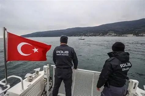 روان کال؛ په ترکیه کې د ۹زره افغانانو په ګډون ۳۰زره بې‌اسناده کډوال نیول شوي