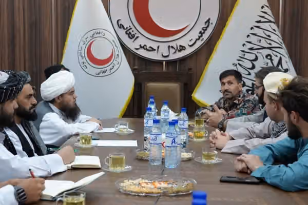 د طالبانو او روسیې د سرې میاشتې چارواکي د بشري همکاریو پر پراختیا غږېدلي