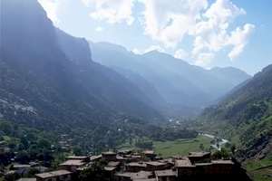 نزدیک به ۱۰۰ هزار نفر در نورستان به کمکهای بشردوستانه دسترسی ندارند