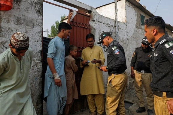 Pakistan Resumes Deportation Of 1.4 Million Afghans Despite UN Concerns