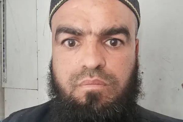 د هنر مات شوی غږ؛ "ممثل مسکین"د ټولنیزو رسنیو له لارې د مرستې غوښتنه کړې