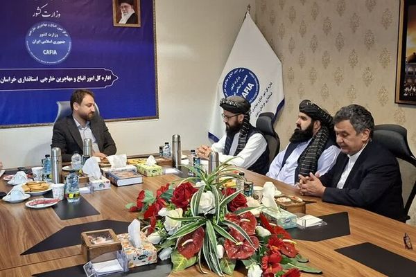 طالبان برای گرفتن کمکهای جهانی به مهاجران افغان خواهان ایجاد کمیته مشترک با ایران شد