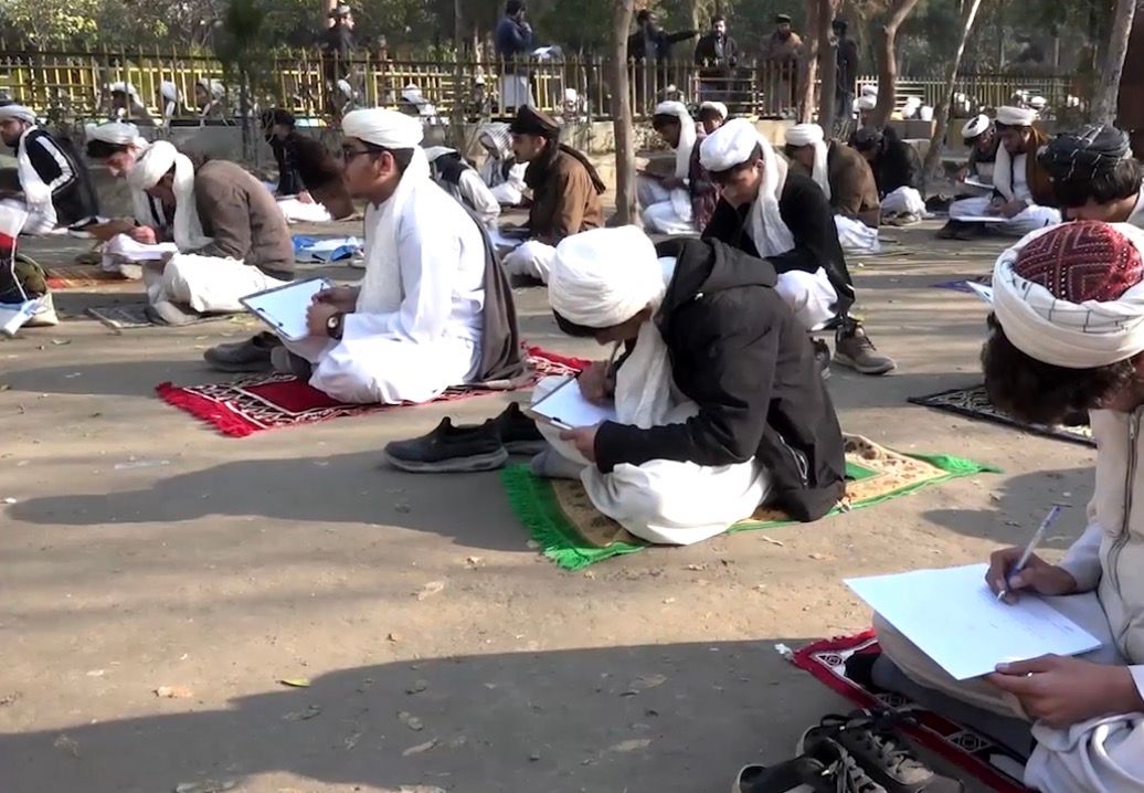 په ننګرهار کې د پګړیو د جبري کولو له امله ښوونځیو د مدرسو بڼه خپله کړې ده