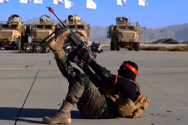 بانک جهانی: طالبان نیمی از بودجه افغانستان را در بخش امنیتی مصرف کرد