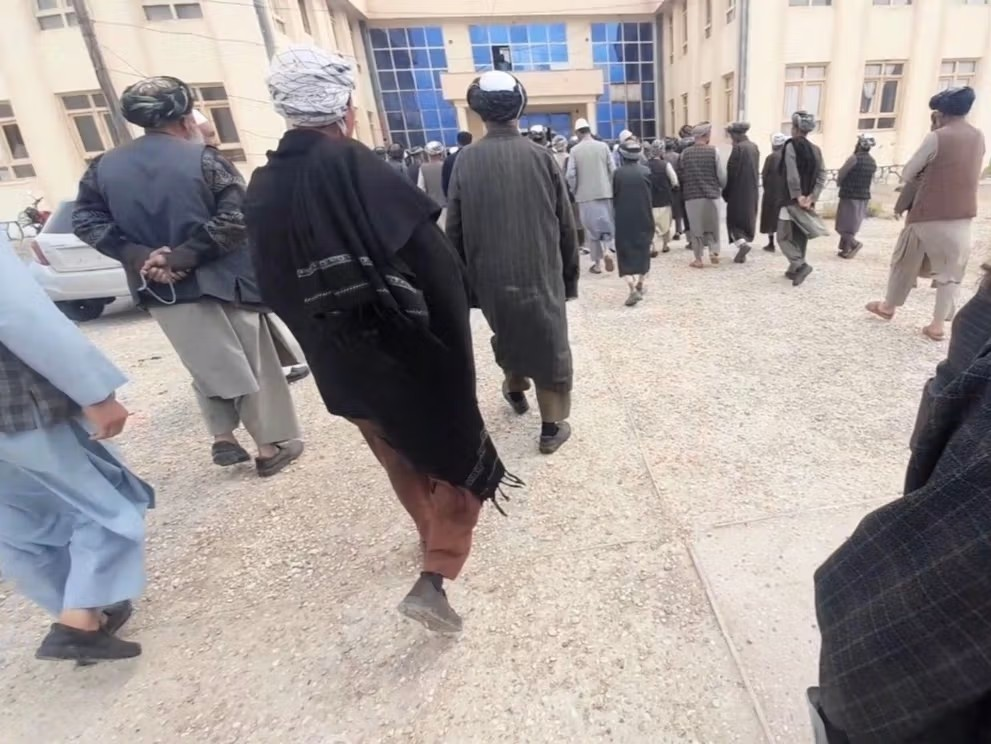 عدد من سكان فارياب يحتجون ضد حركة طالبان
