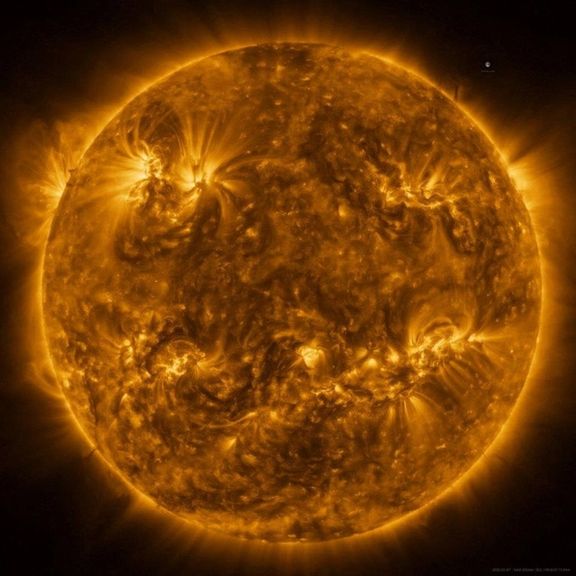 ۱۰ روز پس از فرود بر ماه؛ هند رصدخانه فضایی برای مطالعه خورشید راهاندازی کرد