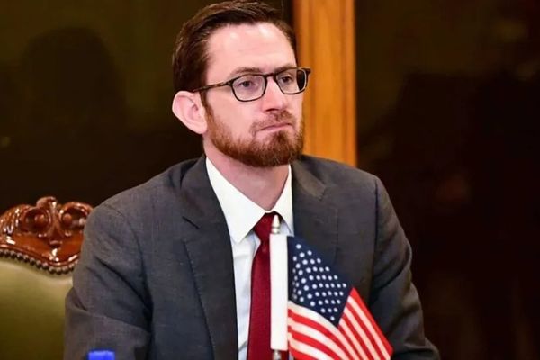 مجوز امنیتی نماینده پیشین امریکا برای افغانستان به اتهام استفاده ابزاری از اطلاعات لغو شد